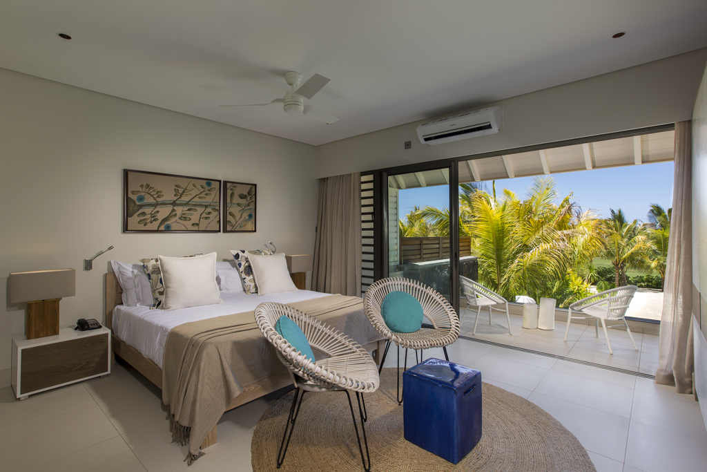 The Bay Club at Anahita
