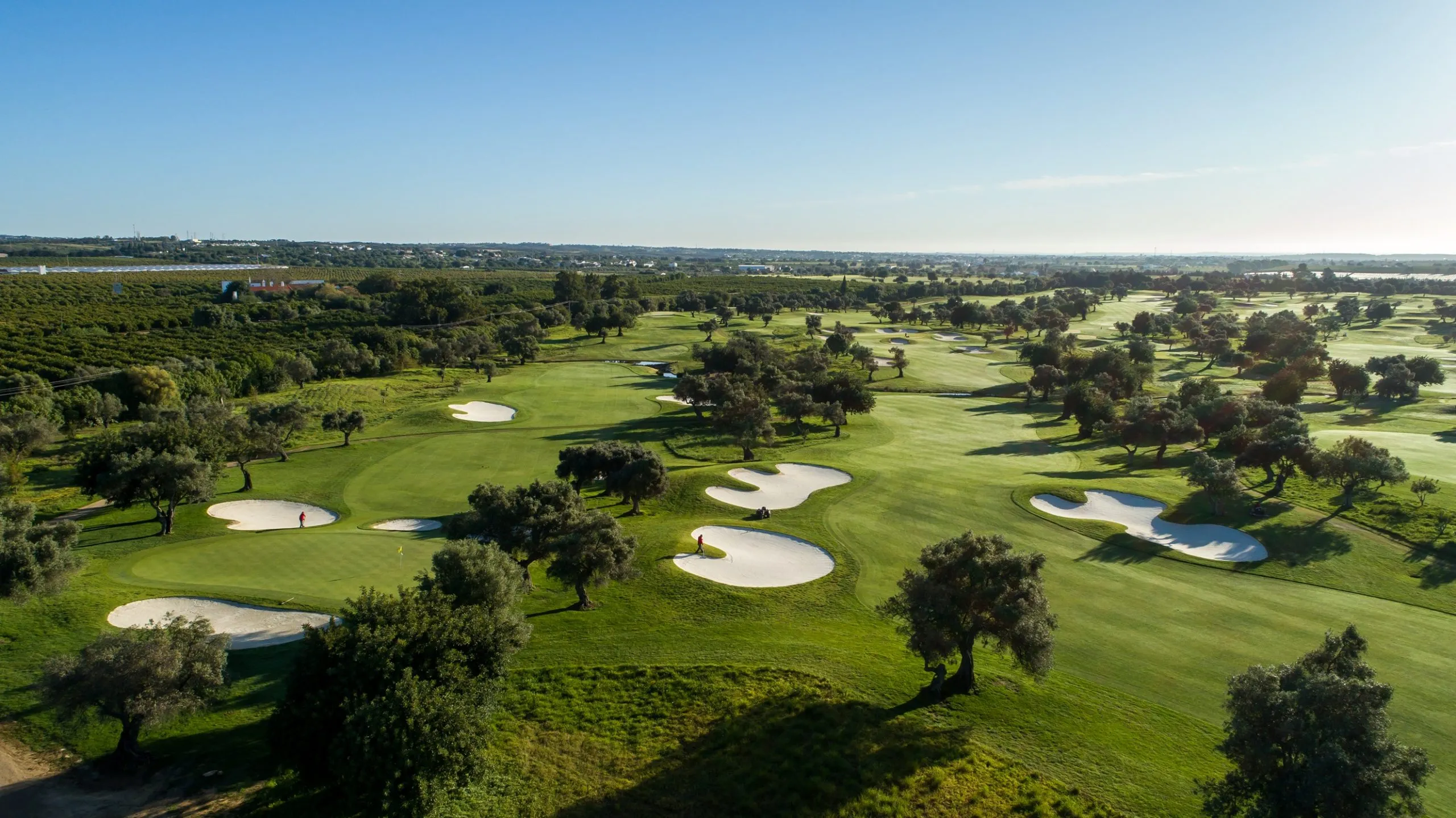 Play golf in Portugal at Quinta de Cima Golf Course