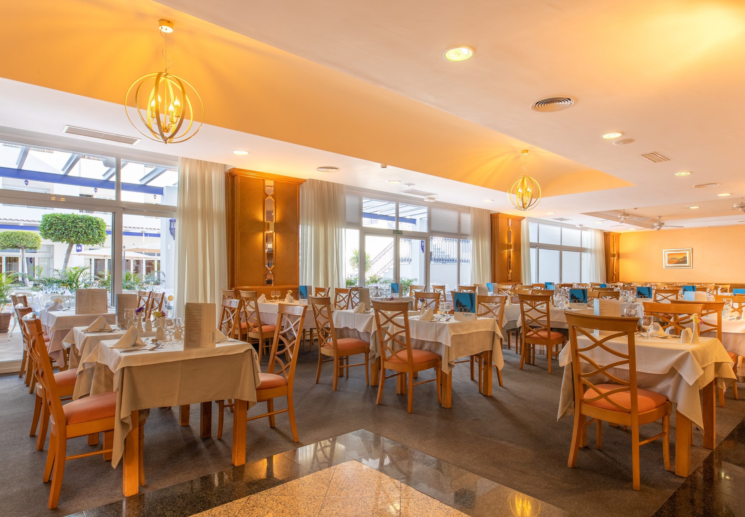 Hotel MAC Puerto Marina