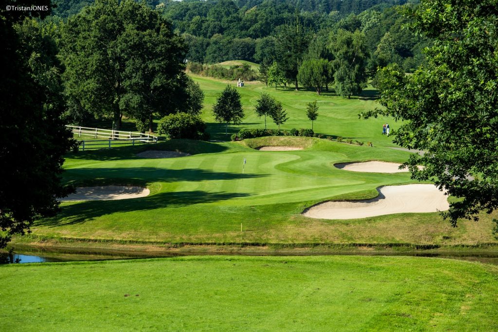 Play golf in France at Saint Malo Golf Course