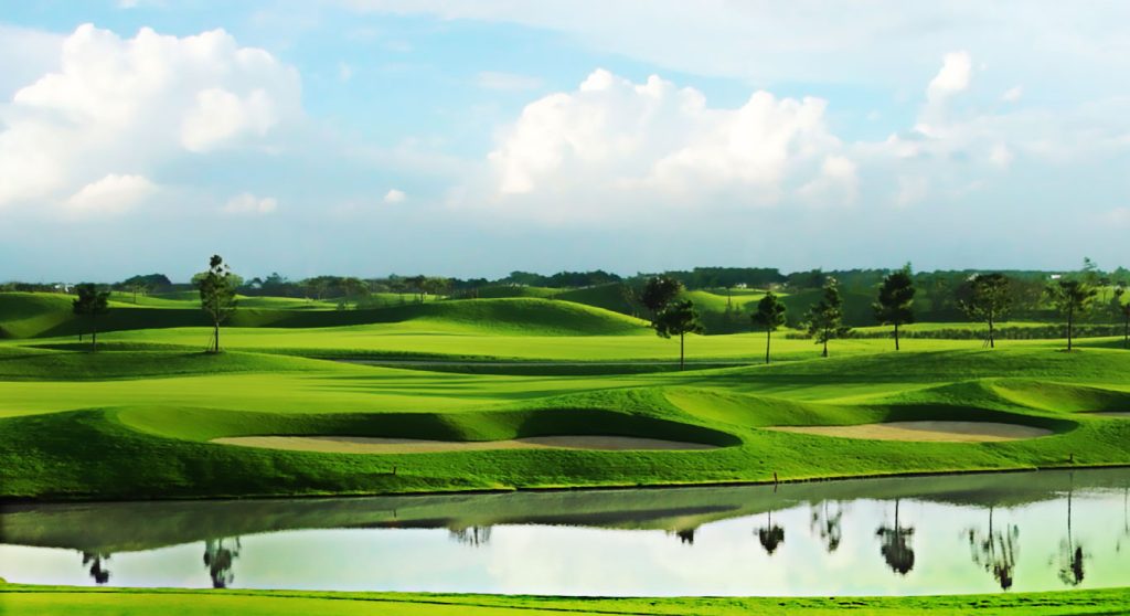 Play golf in Vietnam at Twin Doves Golf Club
