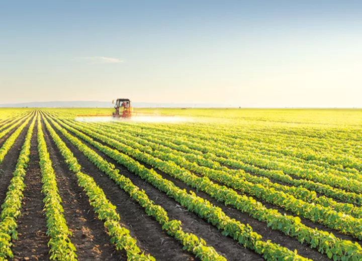 Web tractor istock