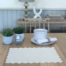 Scalloped Placemat Cream