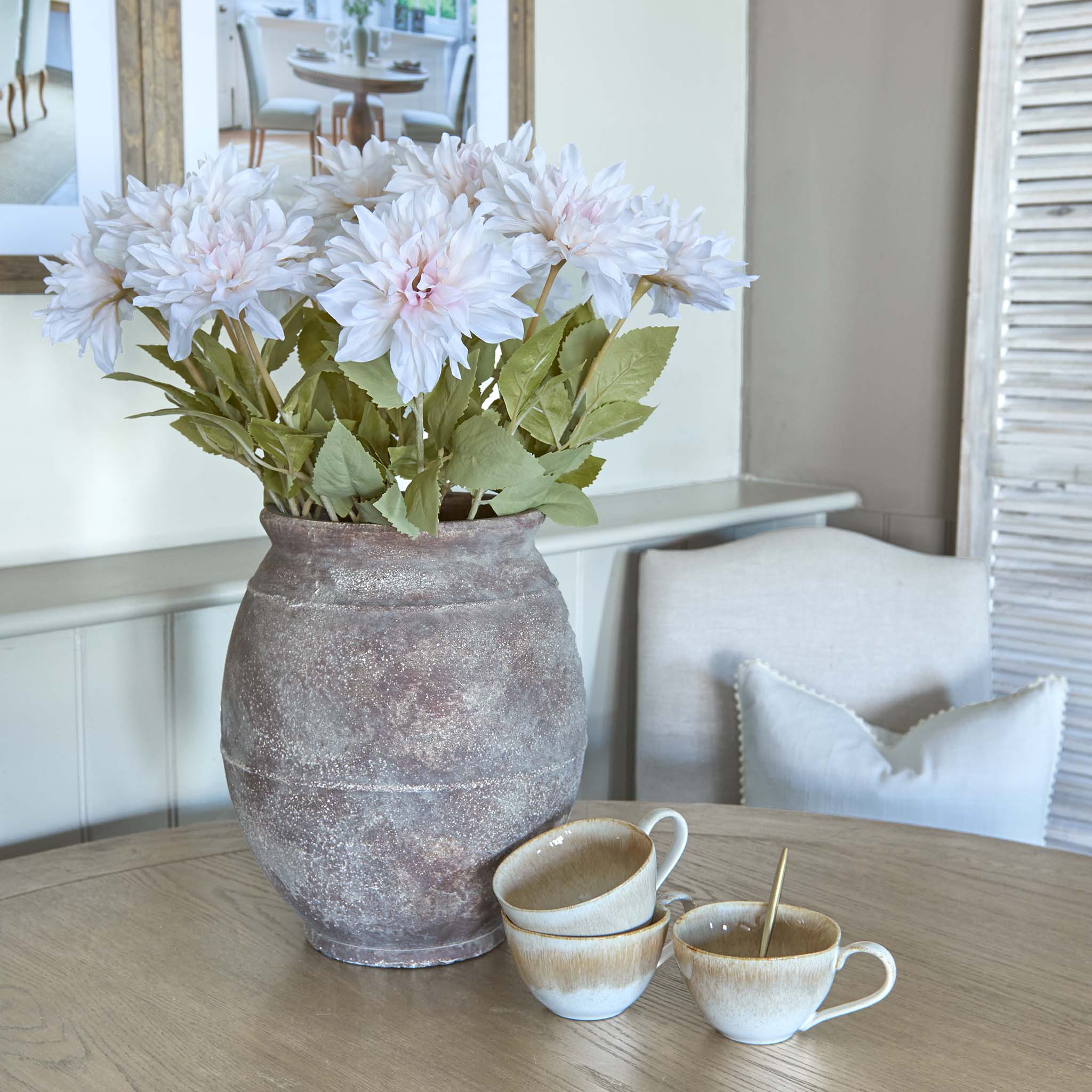 Dahlia Café Au Lait 56cms