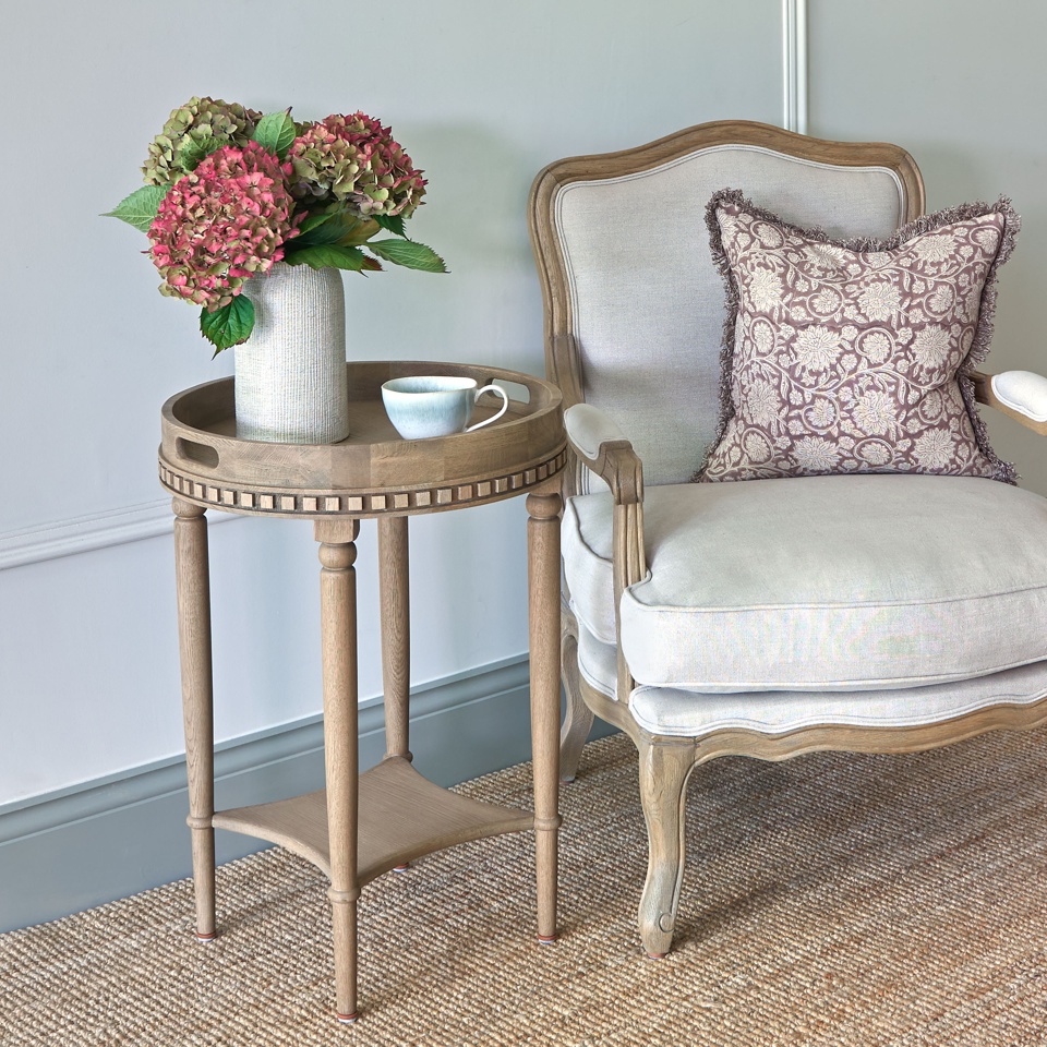 Hardwick Round Side Table 3