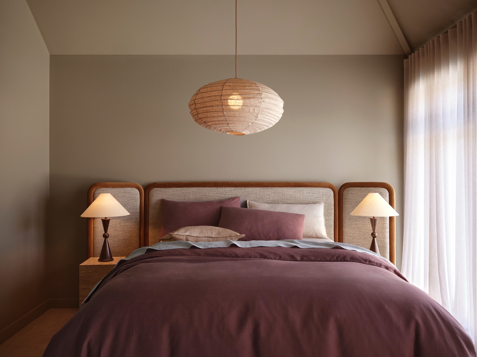 Octavia 1 Light Table Lamp in Bronze