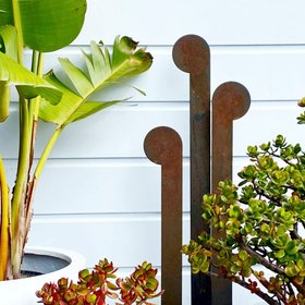 koru garden stakes | corten | set of 3