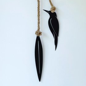 kingfisher & fine flax wall hanging | black w natural rope
