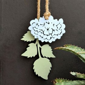 hydrangea wall hanging | pale blue
