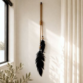 feathers wall hanging | black | regular