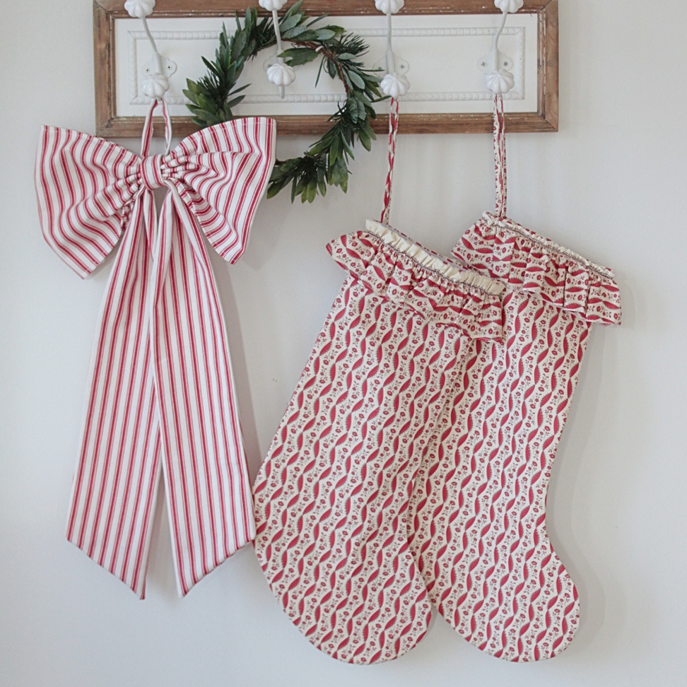 Christmas stocking ribbon trellis with ruffle edge