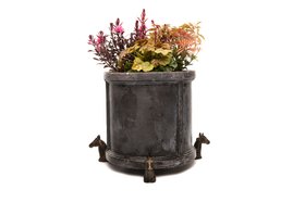 Antiqued Bronze Horse Head Plant Pot Feet, lifestyle 4