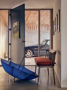 Drummer Bench Dark Oak in Quince Jam Clever Linen