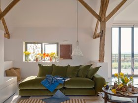 Wodge Modular Chaise Longue in Grass Clippings Green Velvet