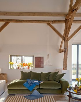 Wodge Modular Chaise Longue in Grass Clippings Green Velvet