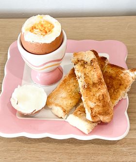 norsu - Children's Pastel Pink Egg Cup Set