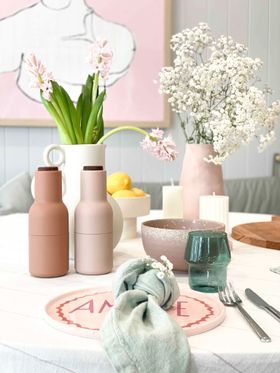 norsu - Pink Styled Table Setting