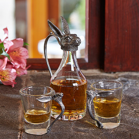Hare Whisky Noggin and Two Hare Shot Glasses Set