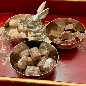 NEW The Rabbit & Carrot 3 Nibbles Dish