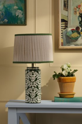 Highclere Table Lamp Green With Shade