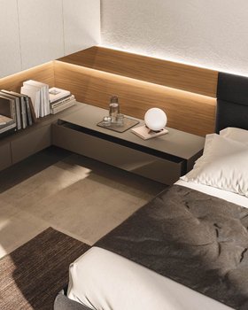 Minimalistischer hängender Nachttisch mit Schublade