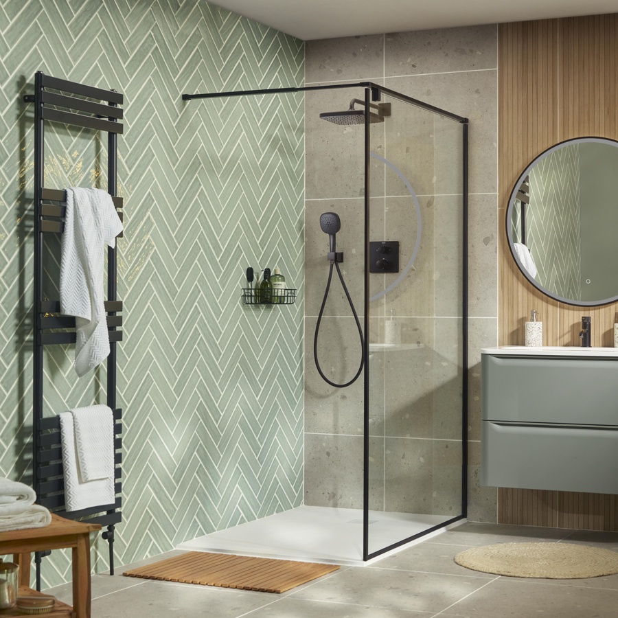 Main Bathroom tiling imagery