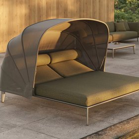 Pasadena Outdoor Daybed With Sunroof By Vondom