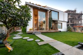 SUSTAINABILITY MEETS LUXURY - IGBC GREEN HOUSE