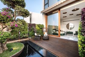 SUSTAINABILITY MEETS LUXURY - IGBC GREEN HOUSE
