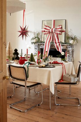 Christmas Shot - Off White Twill Cotton Linen Table Linens