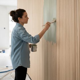PLAANKED 1.5cm Flexible Ribbed Wall Panel | Paintable Pinewood