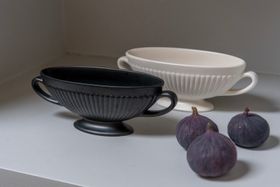 Pair of Vintage Wedgwood Ravenstone/Moonstone vases