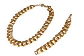 Monet vintage chunky double chain bracelet and necklace set