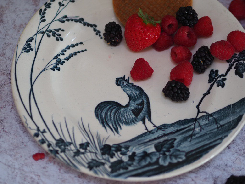 Cockerel / coq gaulois Longwy Japonais transferware plate