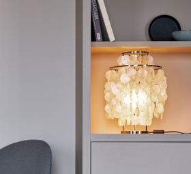 LAMPE À POSER, FUN 2TM, NACRE, LAITON, Ø27CM, H43CM - VERPAN