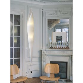 Lampadaire suspendu, ENVOL, blanc, H198cm - Celine-Wright