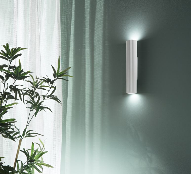 Applique murale, Vertbois, prêt à peindre, Elisa,blanc, Ø7cm, H35cm - Nedgis