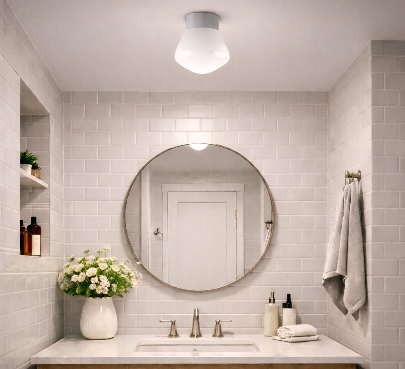 Applique murale de salle de bain, IP54, Glass 023, blanc, Ø18cm, H20,4cm- Zangra