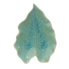 Piatto a foglia in ceramica