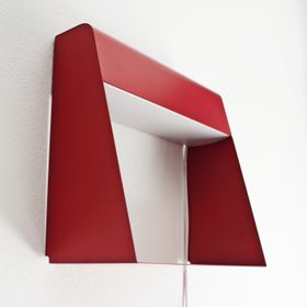 Lampada da parete She.en rossa