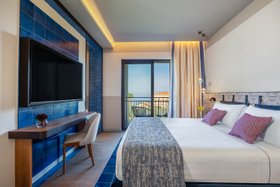 Hotel Ara Maris - Listone Giordano