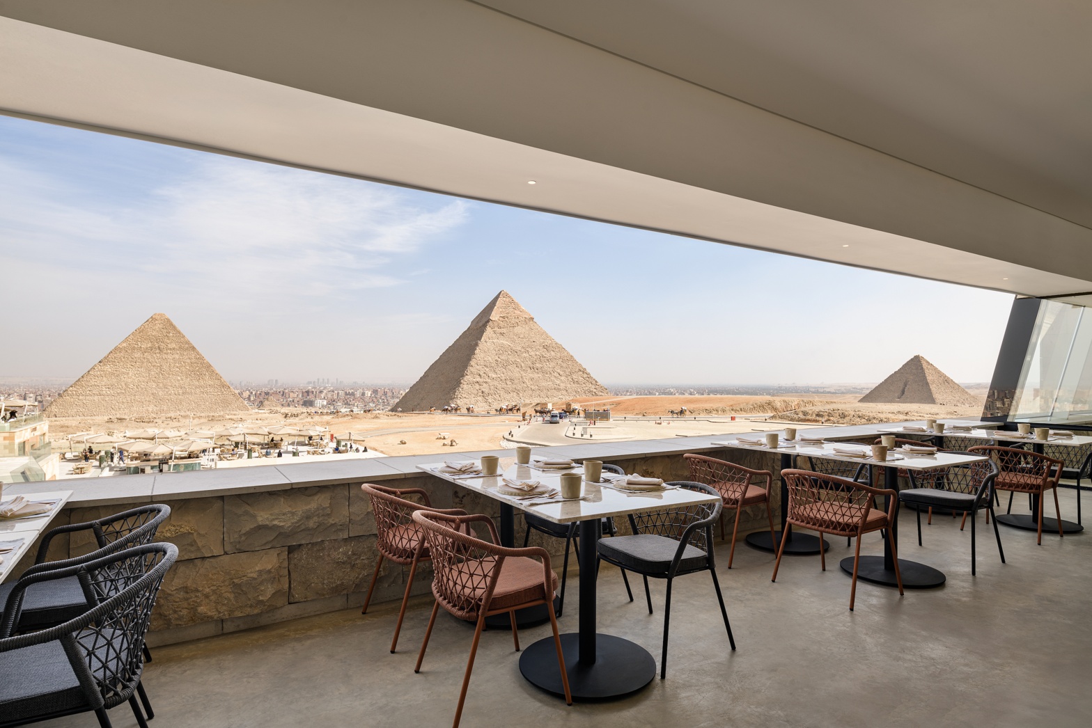 Parquet Fabrique di Marc Sadler - Progetto Ristorante Piramidi di Giza