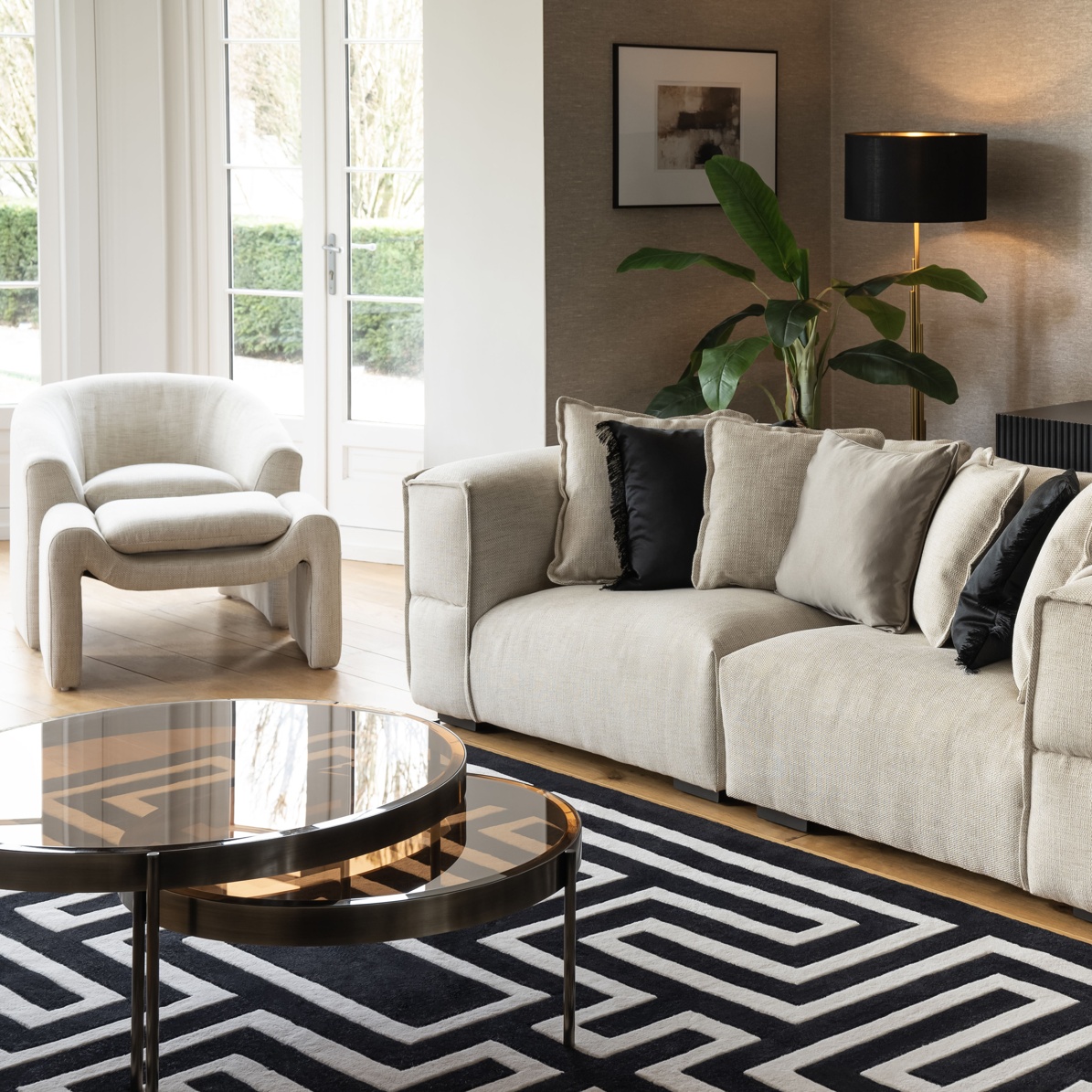 Evandro Large Rug