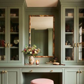 Pooky - Tortie Mirror