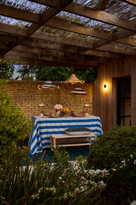 Basket Pendants in Beachfront