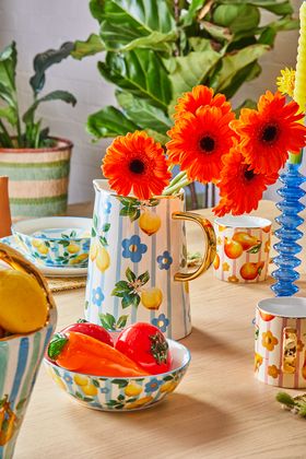 Frutti bloom lemon jug
