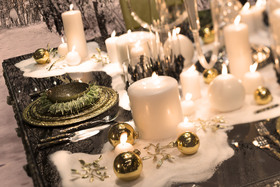 Tavolo di Natale verde bianco oro