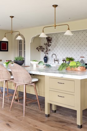 Higham Furniture - Wheathampstead – Painted Shaker Kitchen with Baker’s Table Island