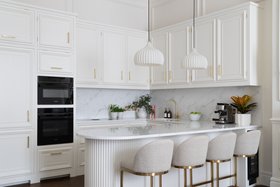 Higham Furniture - Belsize Park - Compact Panelled and Moulded Kitchen with Curved Fluted Peninsula