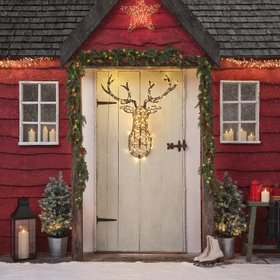 Red Christmas Cabin Light Up Reindeer Stag's Head
